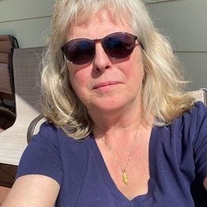 Meet your Posher, Julie